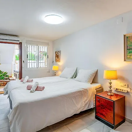 6 Bedroom Beautiful In 別荘
